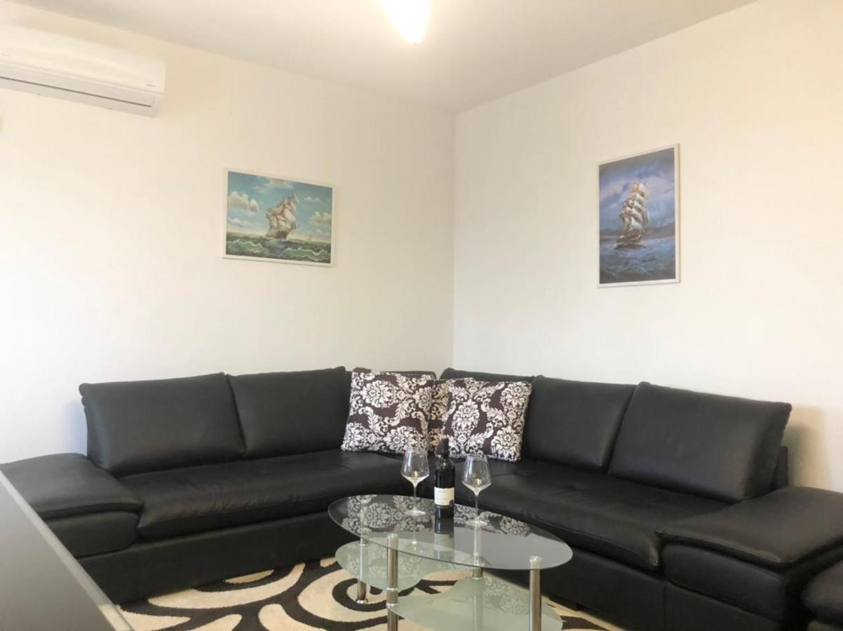 Vale House Holiday Apartment Vlorë Εξωτερικό φωτογραφία